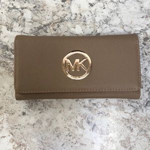 Michael Kors Tri-Fold Women’s Wallet